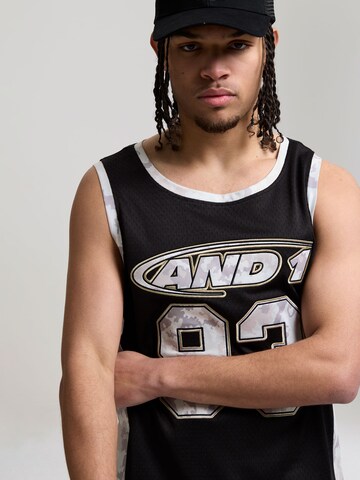 AND1 - Camiseta '93 Airtex' en negro