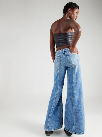 DIESEL Wide leg Jeans 'AKII' in Blue