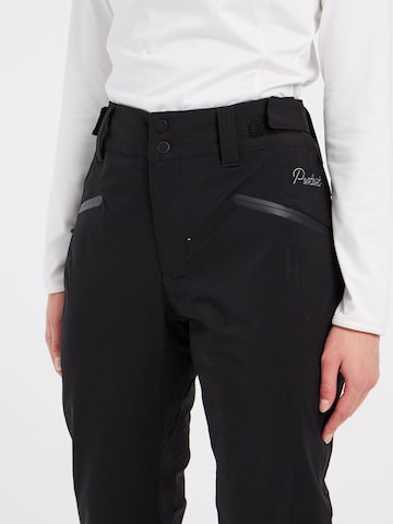 PROTEST Slimfit Sporthose 'KENSINGTON' in Schwarz