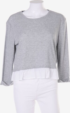 UNBEKANNT Top & Shirt in M in Grey: front
