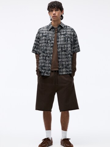 Pull&Bear Regular Pants in Brown