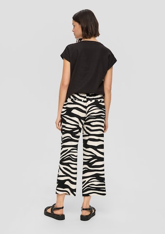 Wide leg Pantaloni con pieghe di s.Oliver in nero