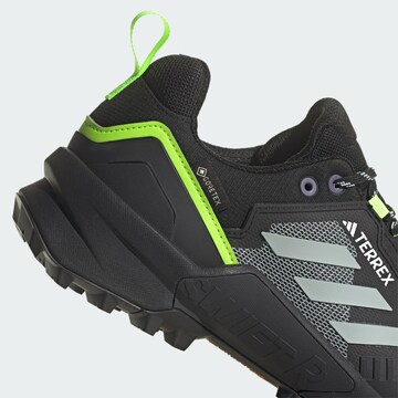 Chaussure basse 'Swift R3' ADIDAS TERREX en noir