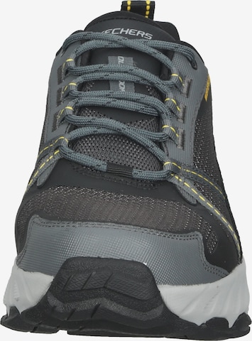 SKECHERS Sneakers in Grey