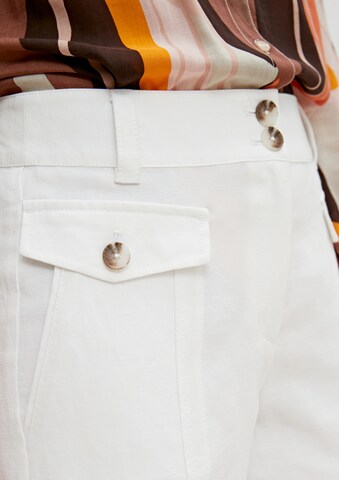 Regular Pantalon COMMA en blanc