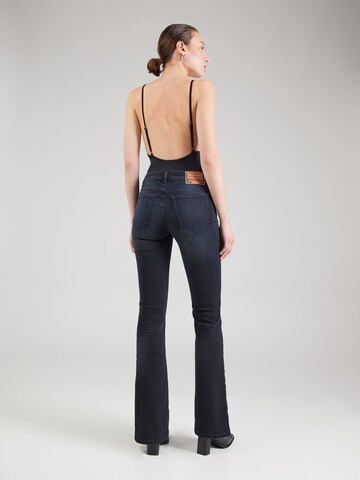 DIESEL Flared Jeans '1969 D-EBBEY' i blå