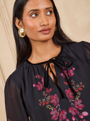 Rochie tip bluză de la love & roses pe roz