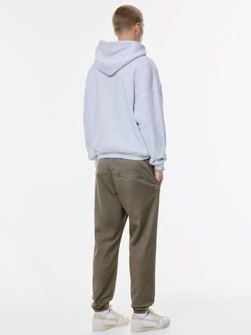 Pull&Bear Tapered Nadrág - zöld
