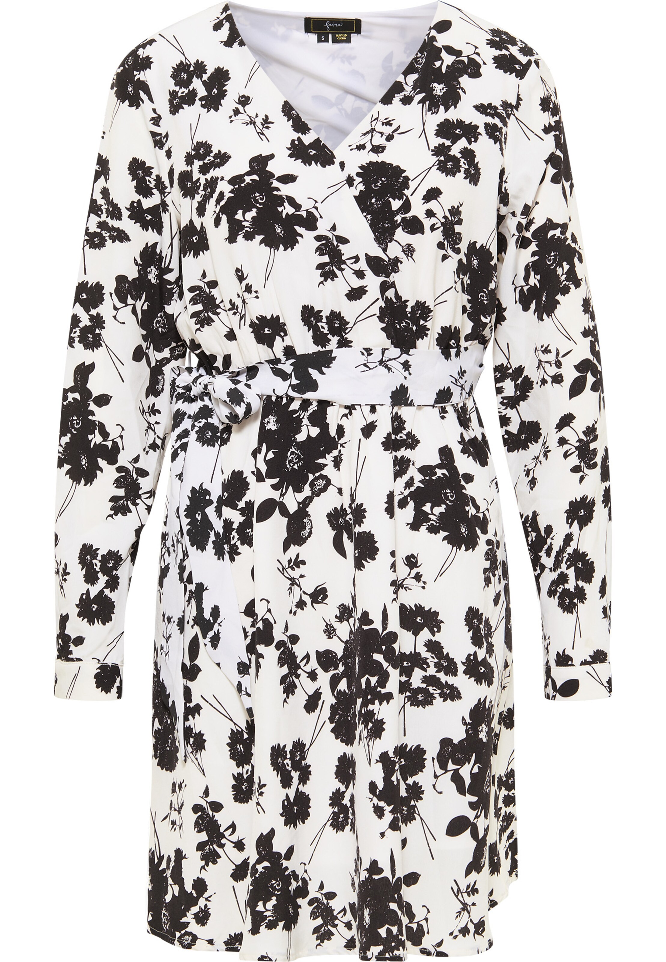 balts faina Kleita: no priekšpuses