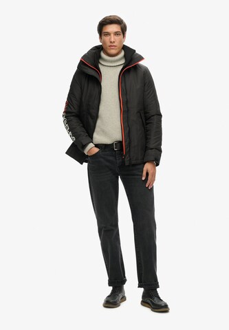 Veste mi-saison 'Yachter' Superdry en noir