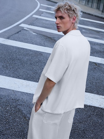 Bershka Comfort fit Button Up Shirt in White