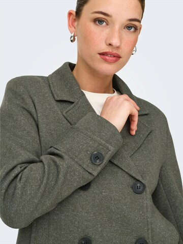 ONLY Between-Season Jacket 'ONLSEDONA FREJA' in Green