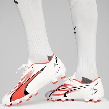 PUMA Soccer shoe 'Ultra Play' in White