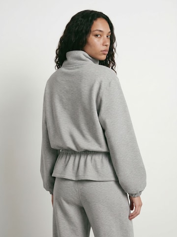 Sweat-shirt 'ILSE' HYPEDROP en gris