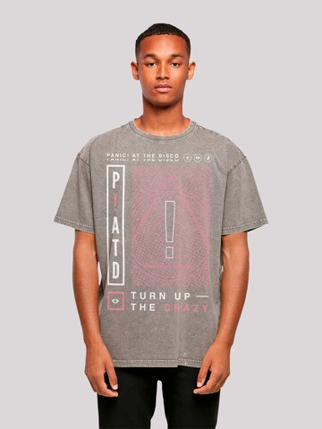 T-Shirt 'Panic At The Disco Turn Up The Crazy' F4NT4STIC en gris : devant
