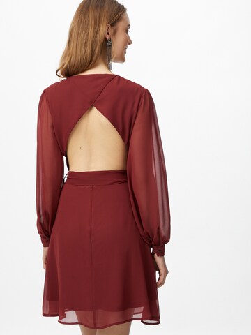 Robe de cocktail NU-IN en rouge