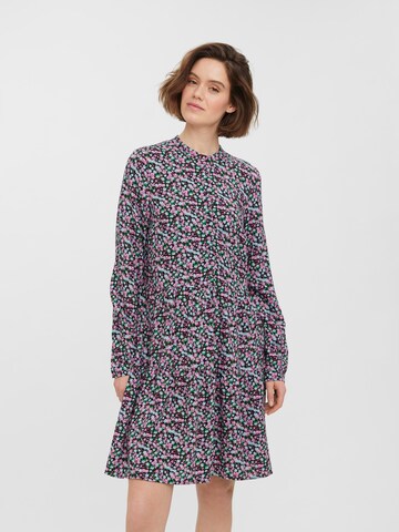 Robe-chemise 'Simone' VERO MODA en noir : devant