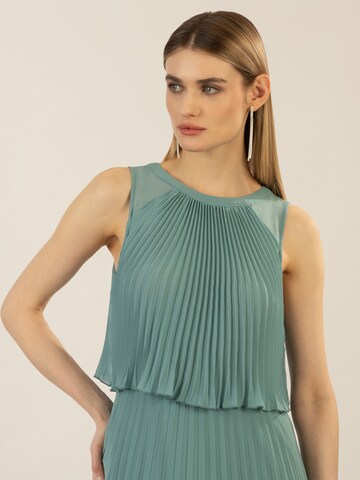 APART Abendkleid in Grün