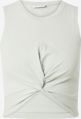 Noisy may Top 'NMTWIGGI' in Grey: front