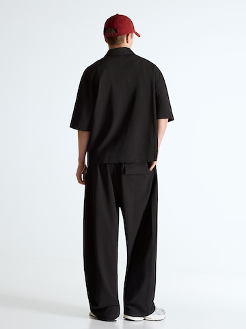 Trening de la Bershka pe negru