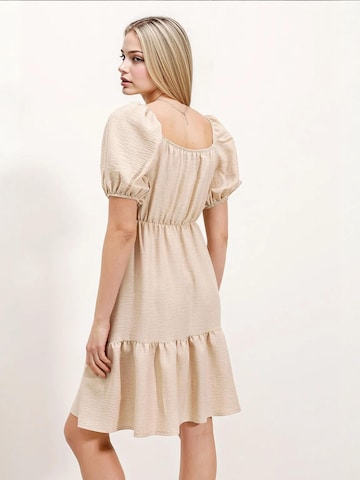 Bigdart Jurk in Beige