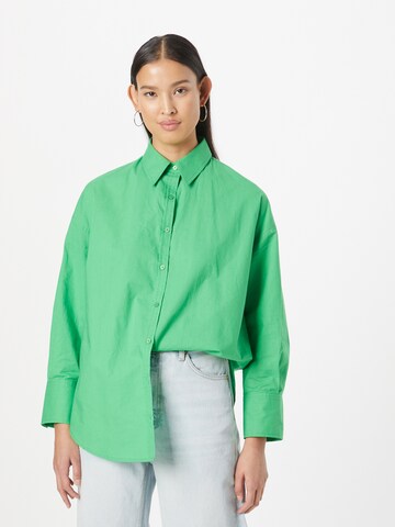 Warehouse Blouse in Green: front