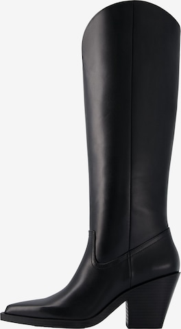 Bottes de cowboy Bershka en noir : devant