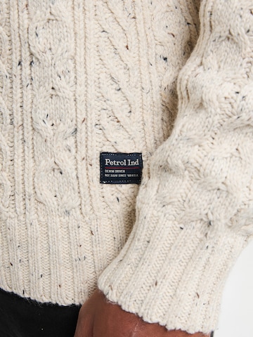 Petrol Industries Pullover in Beige