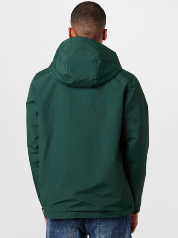 Carhartt WIPRegular Fit Prijelazna jakna 'Nimbus' - zelena boja