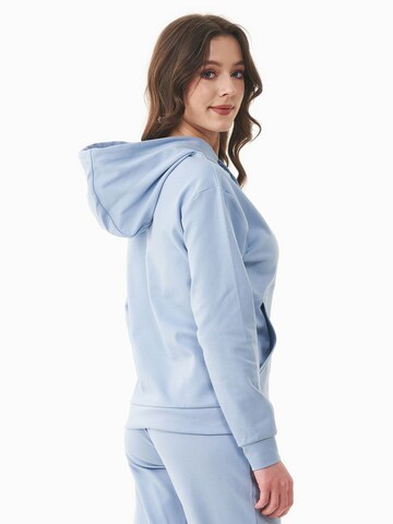 Organication Sweatshirt in Blau