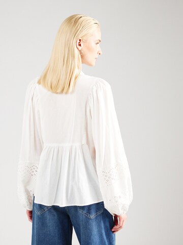 VILA Blouse in White