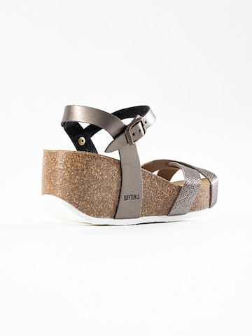 Bayton - Sandalias con hebilla 'Venus' en gris