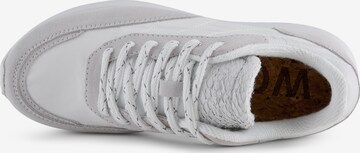 WODEN - Zapatillas deportivas bajas 'Nellie' en blanco