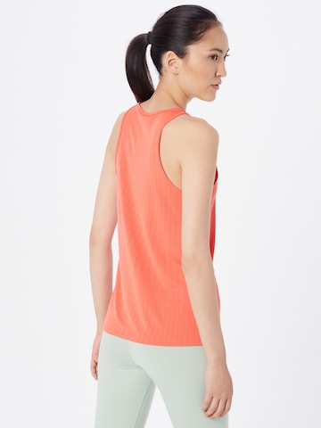 Reebok - Top deportivo 'United By Fitness' en naranja