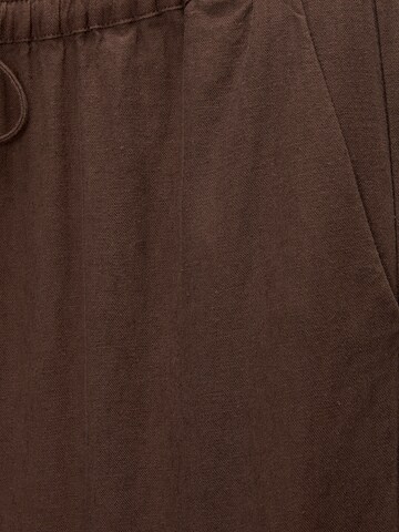 Wide leg Pantaloni di Pull&Bear in marrone