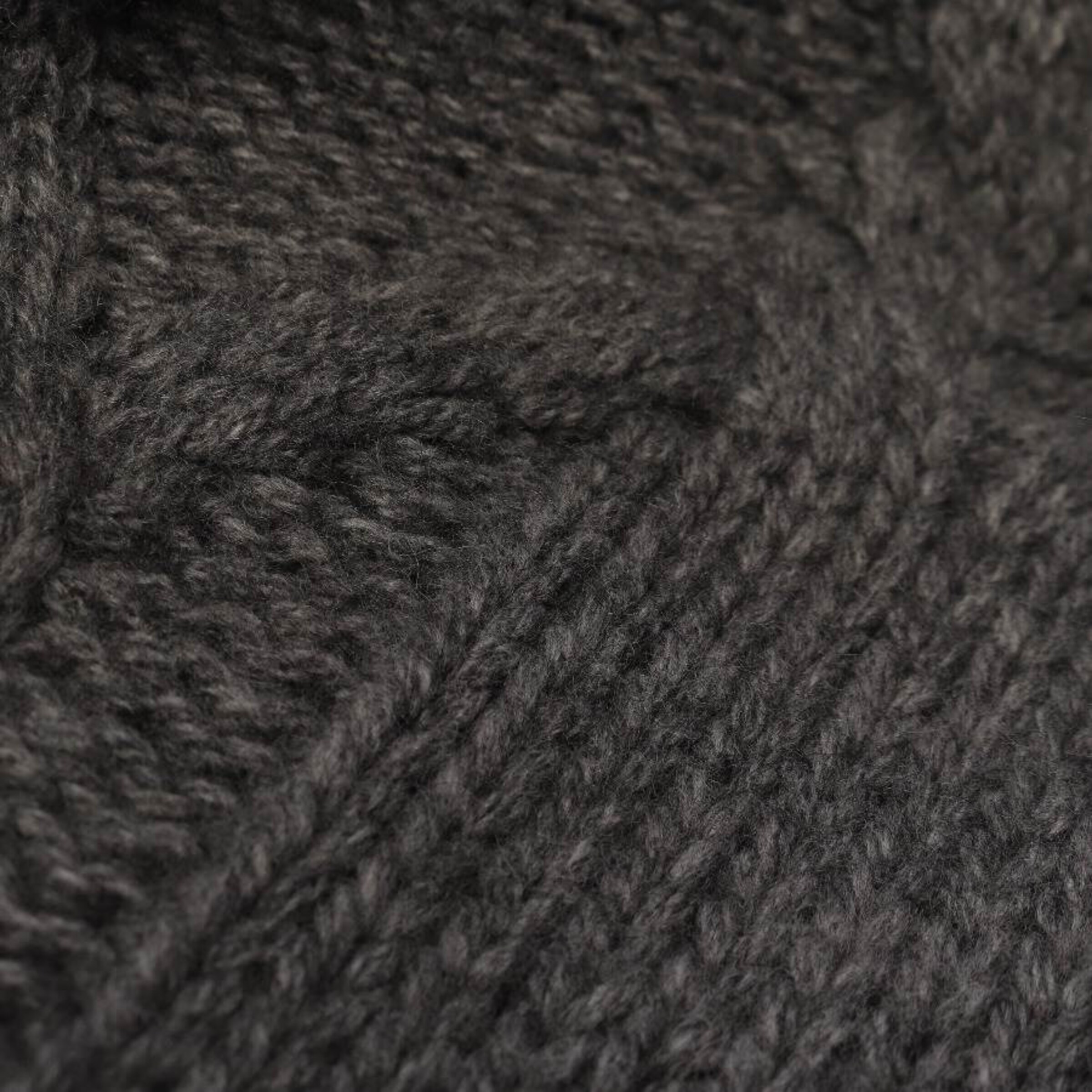 Fine Edge Sweater & Cardigan in XS in Grey