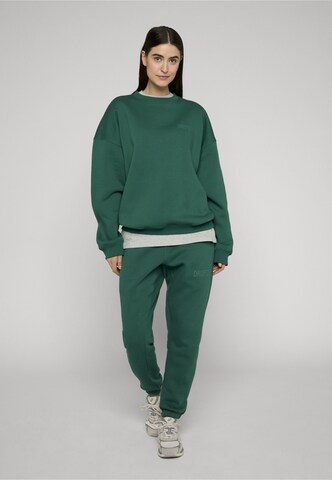 Dropsize Sweatshirt in Groen
