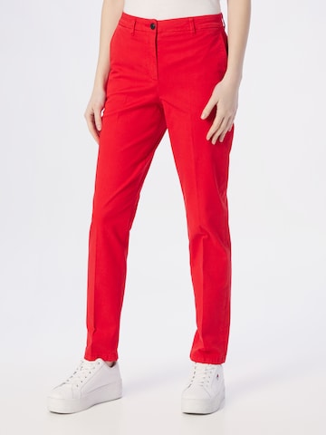 Coupe slim Pantalon chino TOMMY HILFIGER en rouge : devant