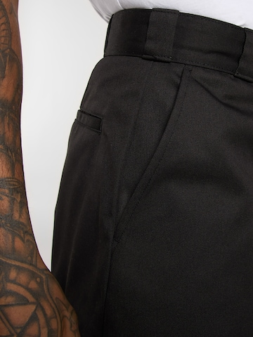 DICKIES Štandardný strih Nohavice - Čierna
