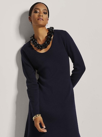 MADELEINE Gebreide jurk in Blauw