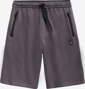JOHN DEVIN Shorts in Grau: Vorderseite