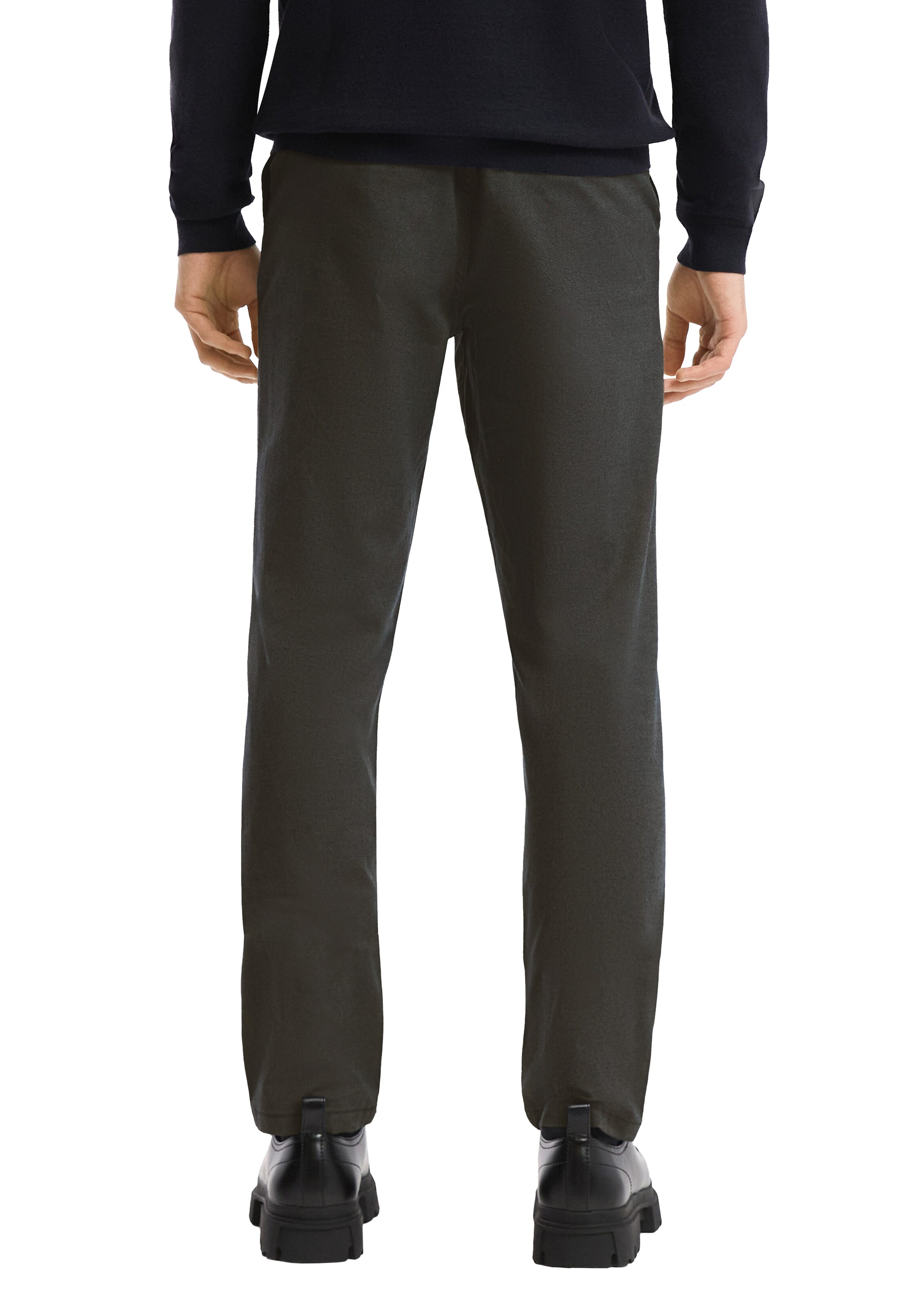 QS Regular Chino in Groen