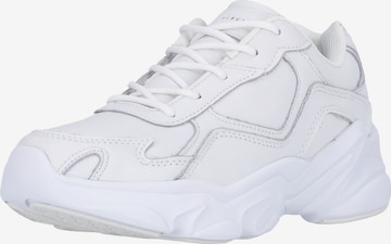 Athlecia Athletic Shoes 'CHUNKY' in White: front