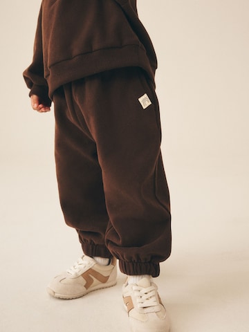 Tapered Pantaloni di Next in marrone