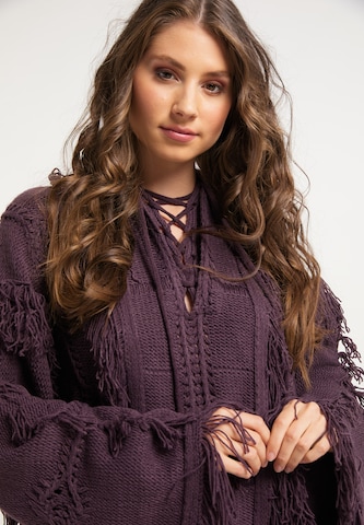 IZIA Sweater in Purple