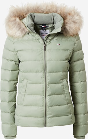 Tommy Jeans Winterjas 'Essential' in Groen: voorkant