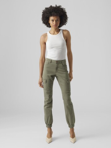 VERO MODA Slimfit Cargojeans in Groen