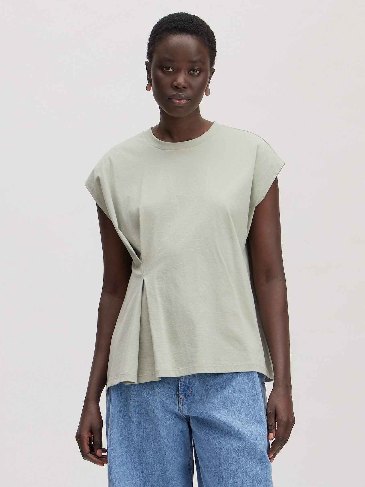 EDITED Novedades Camiseta 'Gracie' gris