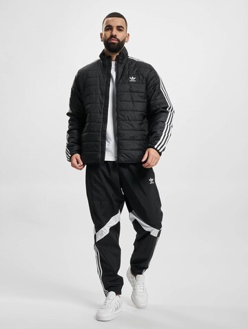 ADIDAS ORIGINALS Jacke in Schwarz
