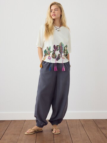 NextMajica - bež boja